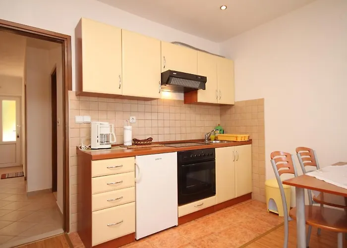 Apartment By The Sea Preko, Ugljan - 8384