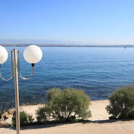 Apartment By The Sea Preko, Ugljan - 8384