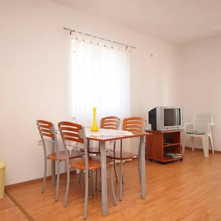 By The Sea Preko, Ugljan - 8384 Apartment *