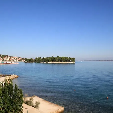 By The Sea Preko, Ugljan - 8384 Apartment *