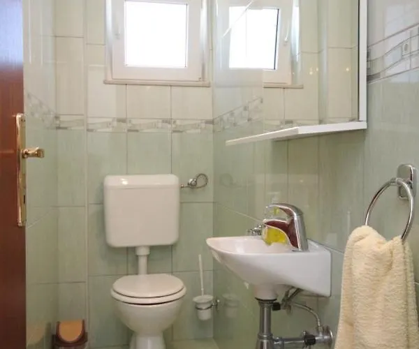 Apartment By The Sea Preko, Ugljan - 8384