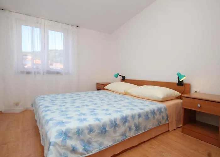 Apartment By The Sea Preko, Ugljan - 8384 Preko